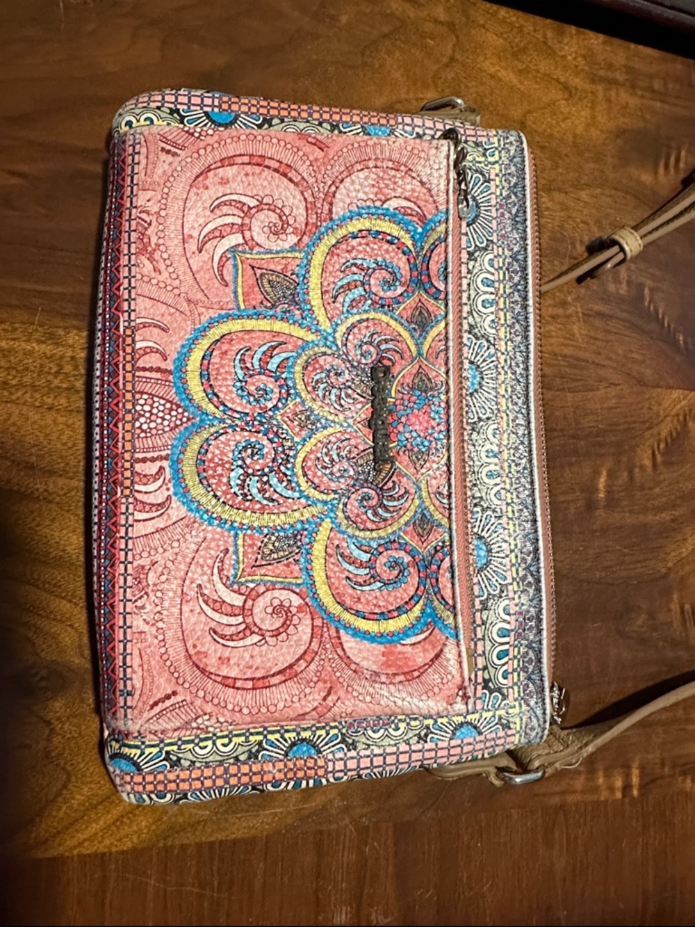 Design Al Crossbody Stylish Embossed Floral Crossbody Bag - Pink Multi